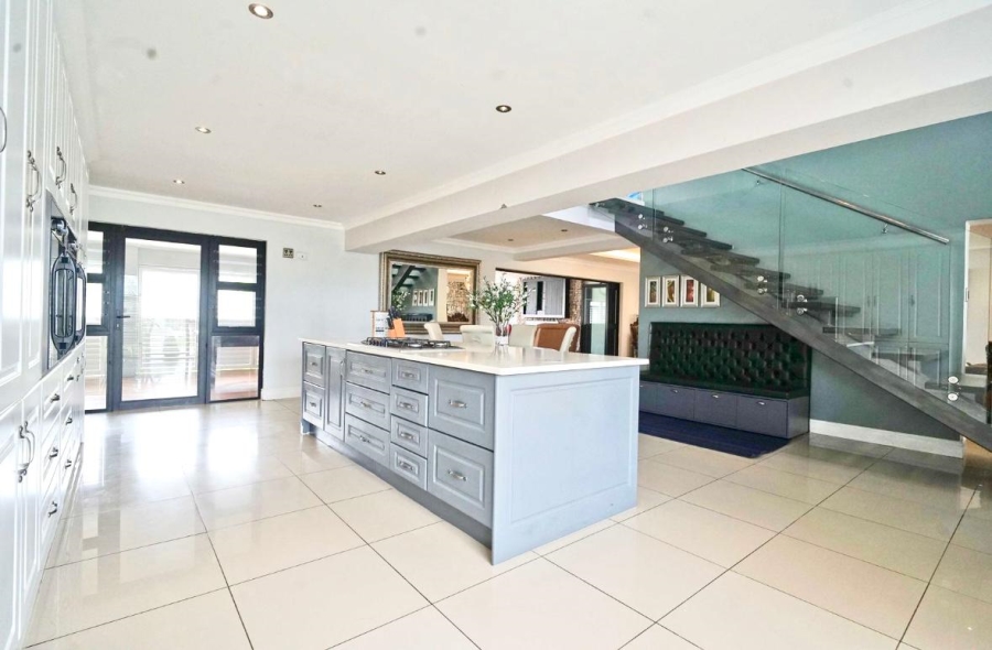 5 Bedroom Property for Sale in Gonubie Eastern Cape